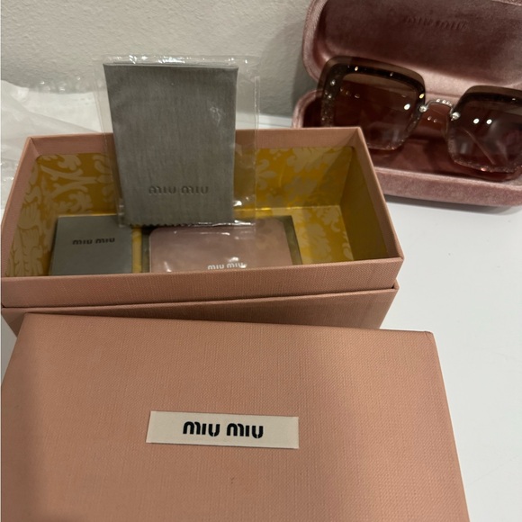 Miu Miu Black and Brown Sunglasses - Picture 2 of 5